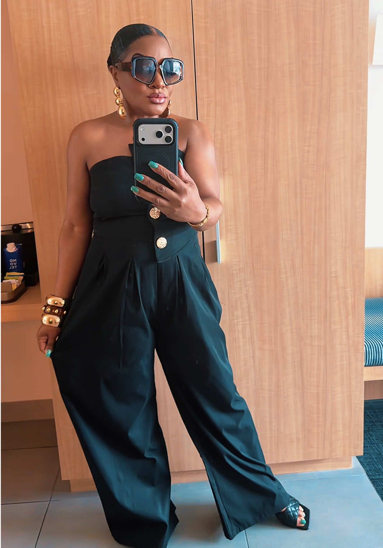 @Tiffany | Lifestyle & Travel