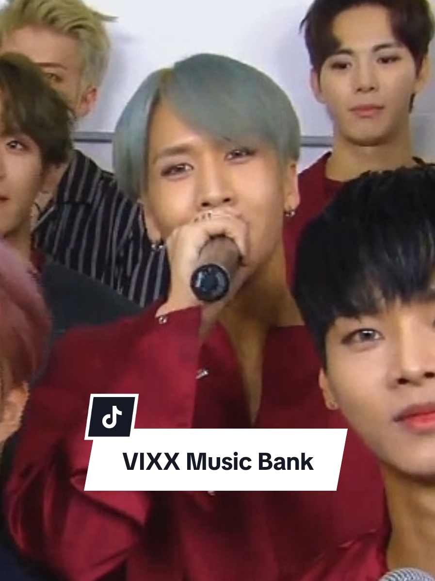 @CaroVIXX | a fan account