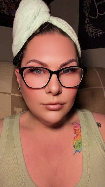 @CurvyCutie2018