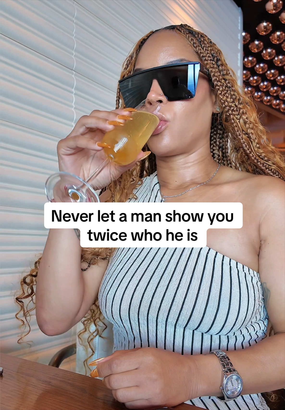 @Holly B | Lifestyle + Laughs