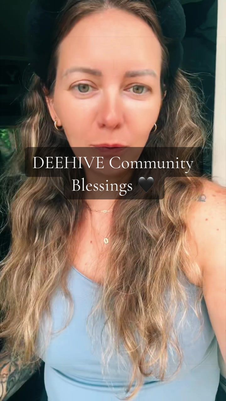 @DeeHive🖤| Relatable Lifestyle