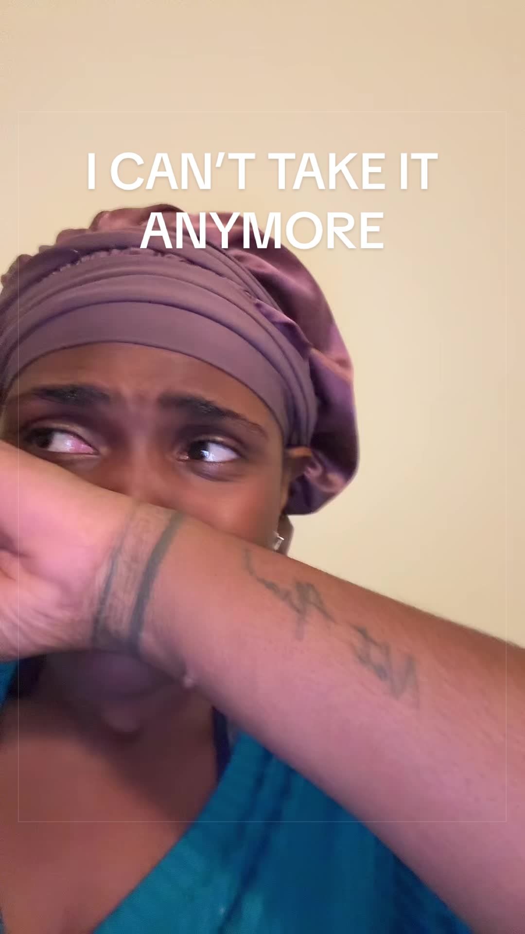 @MANOU