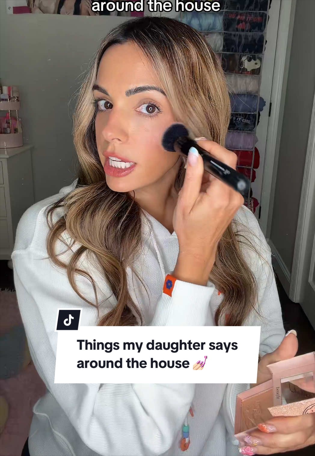 @Laura | Mom Comedy