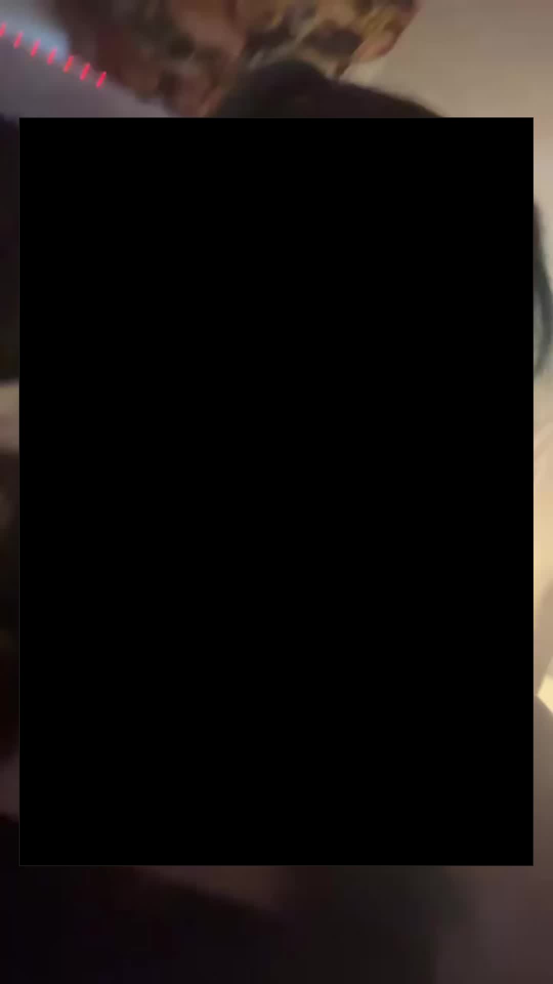 @ᥫ᭡.