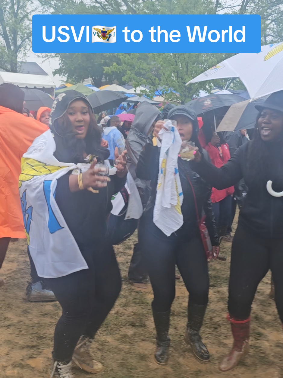 @Royale Women Treks
