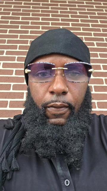 @NakedTruthTV:Uncut