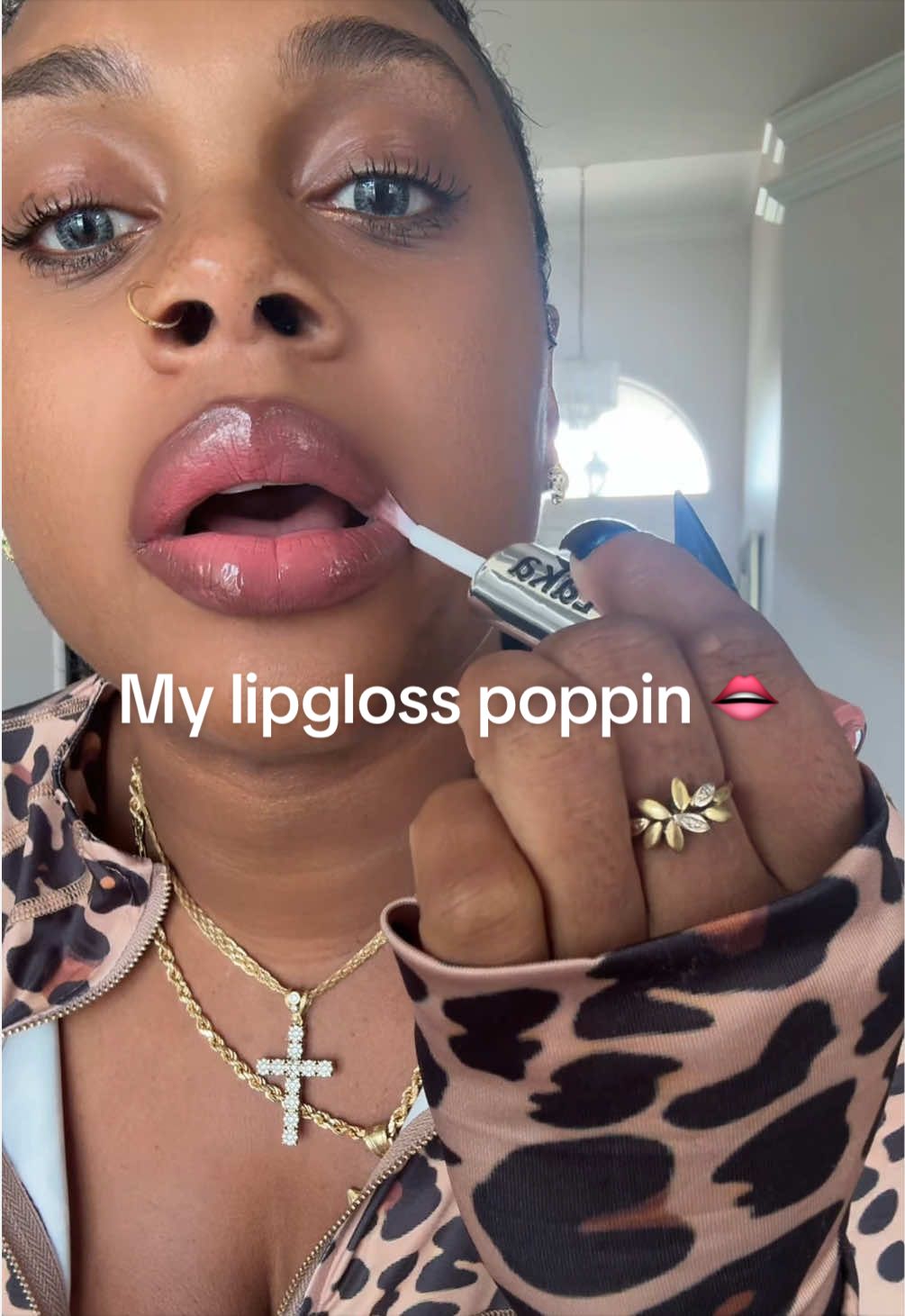 @🎭&trade;️$G🎭mrsmaskedsplashgoddes