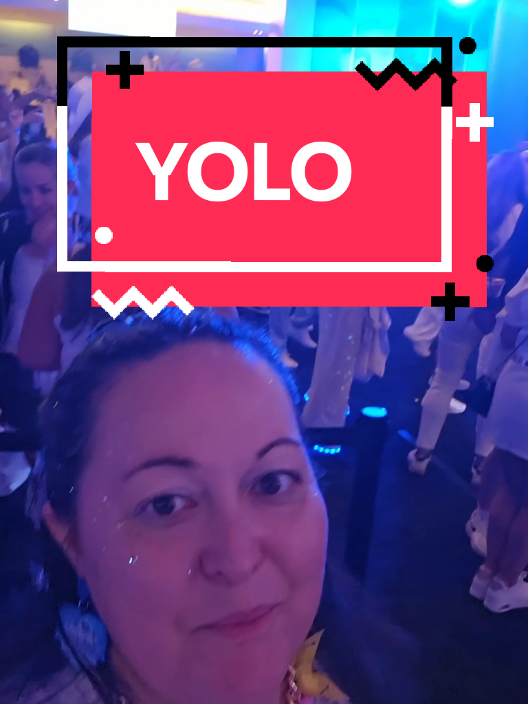 @leaveituptoliz
