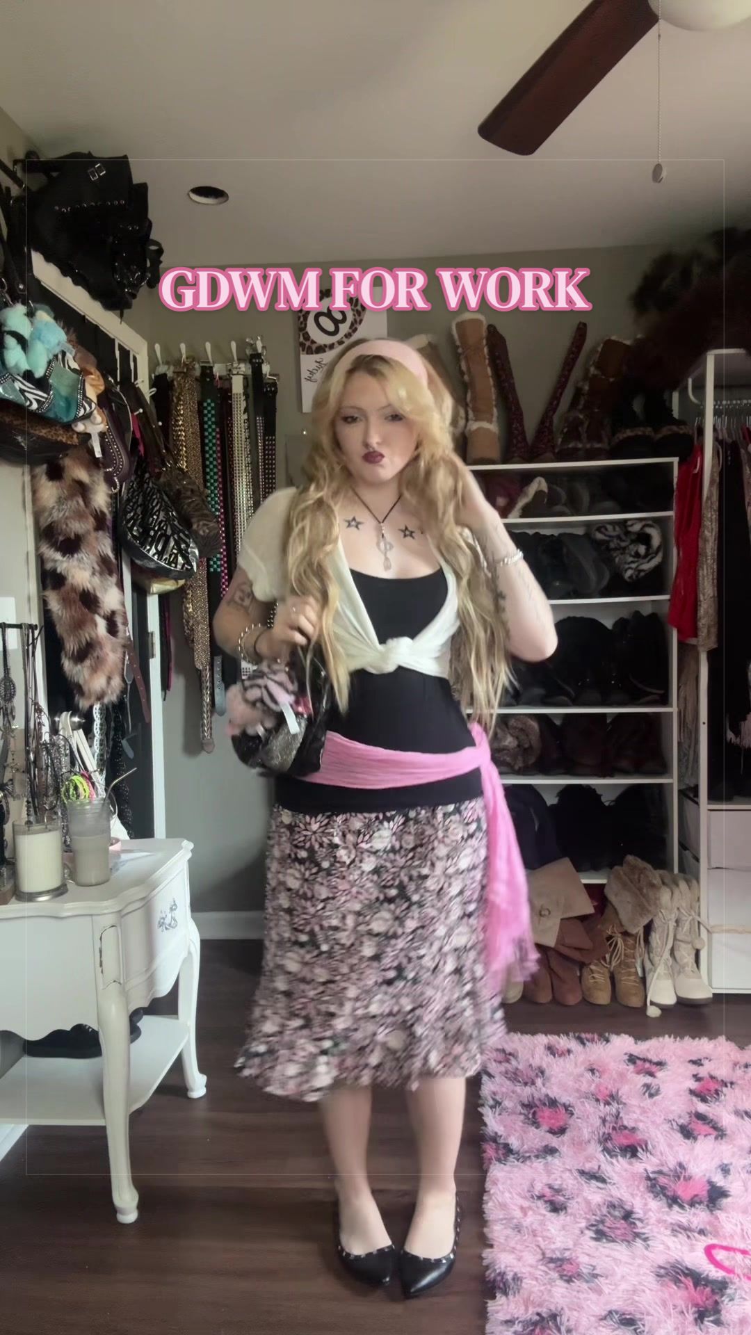 @alexa😋