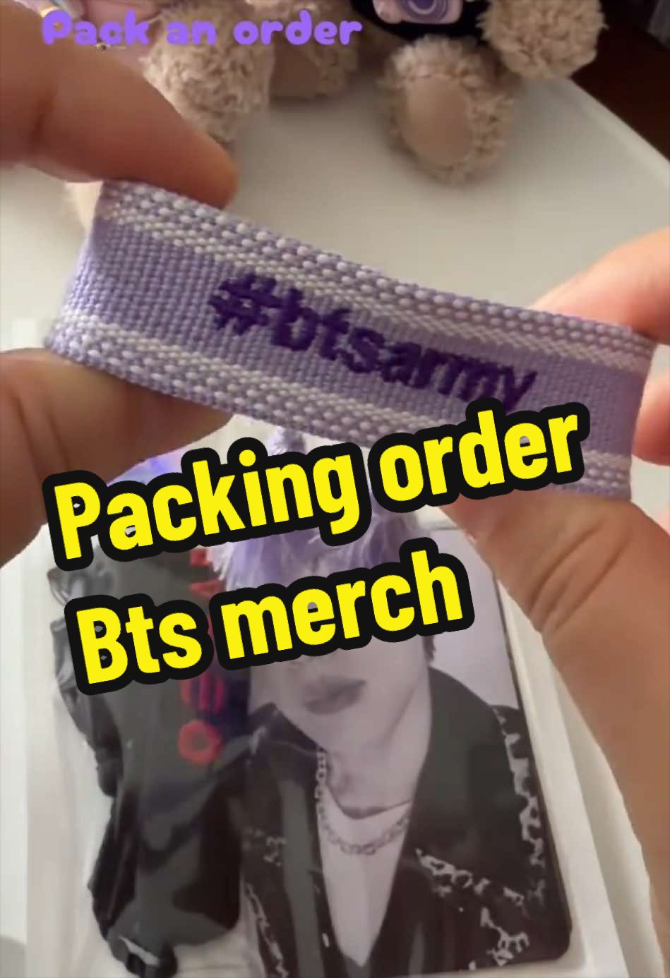 @MiVivi K-pop Merch