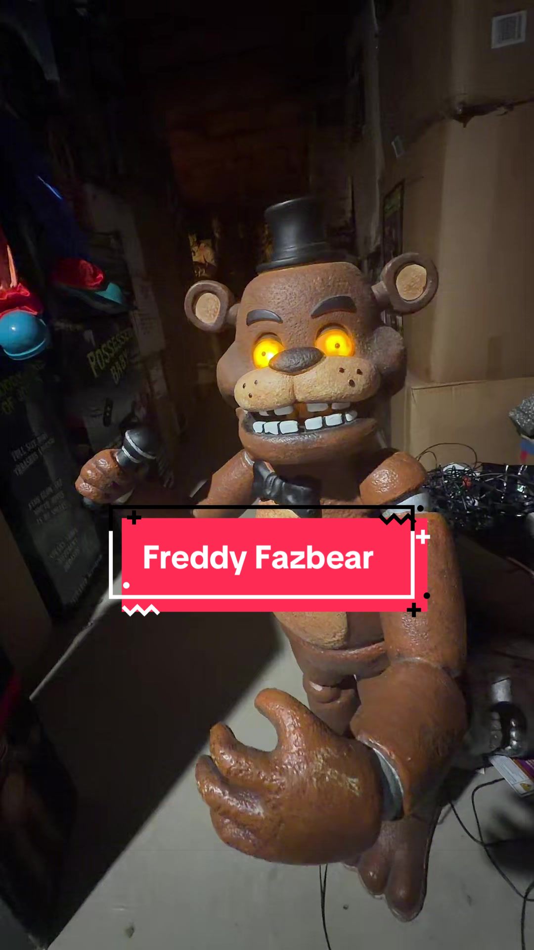 @Deezanimatronics