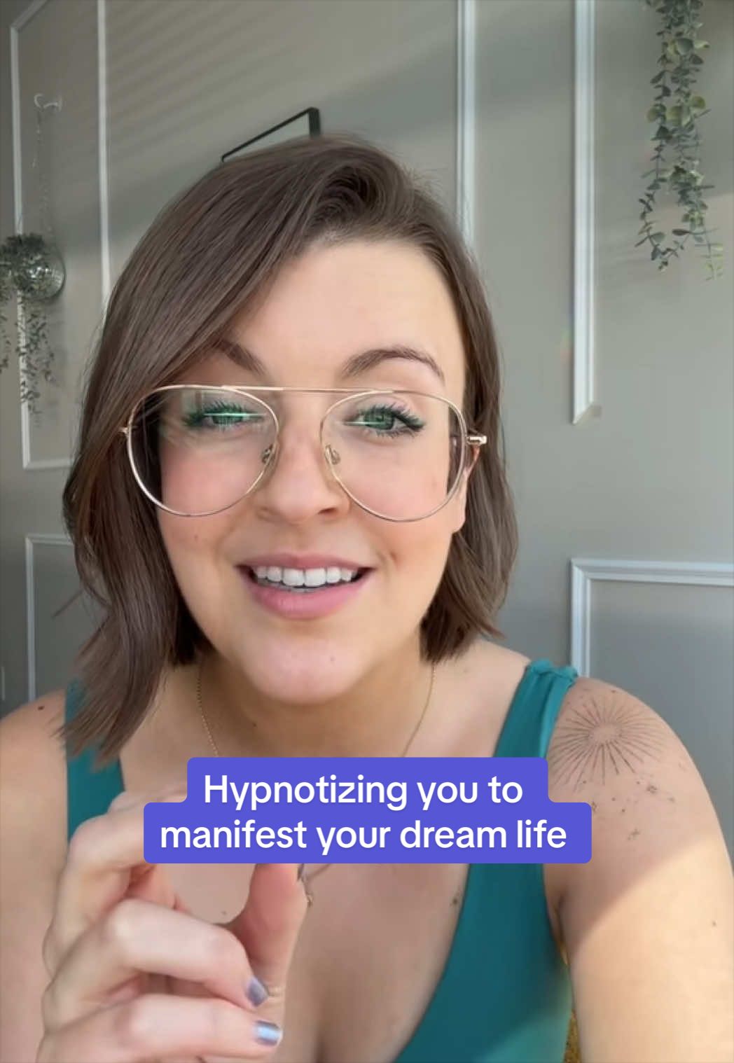 @Emilie Leyes • Hypnosis