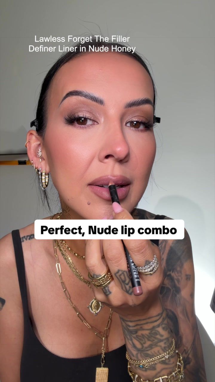 @Nikki La Rose