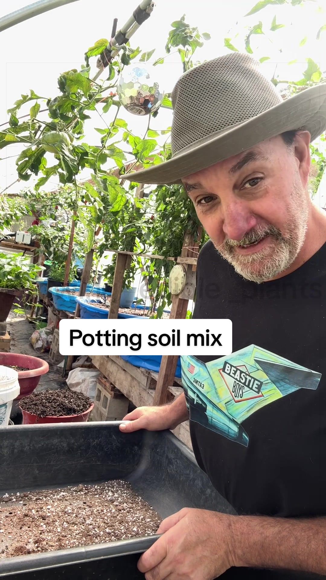 @GROWING_EDIBLE_PLANTS