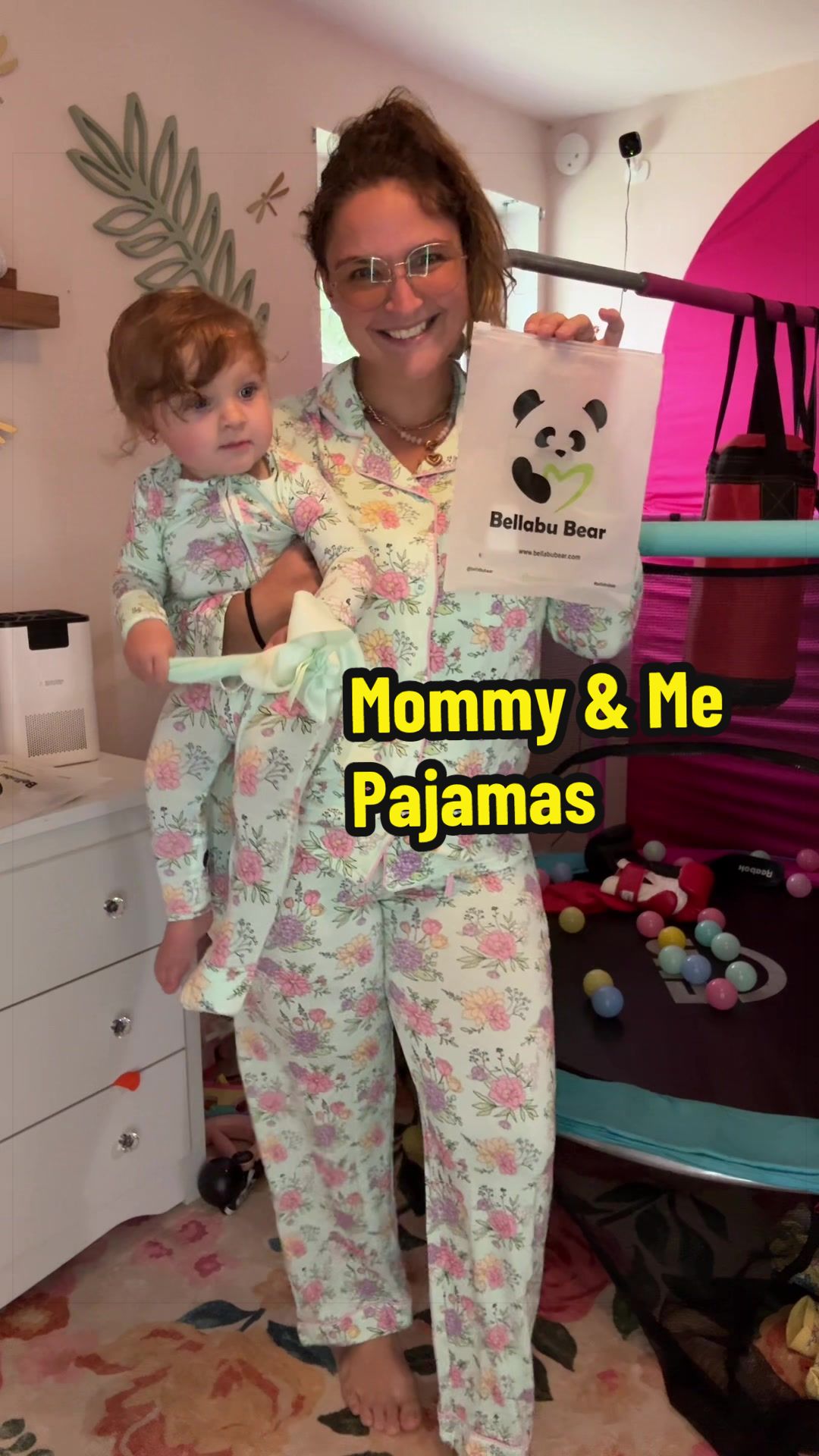 @Ashley | Mom Finds & more