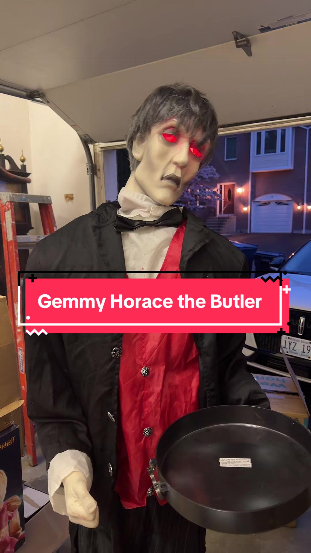 @Deezanimatronics