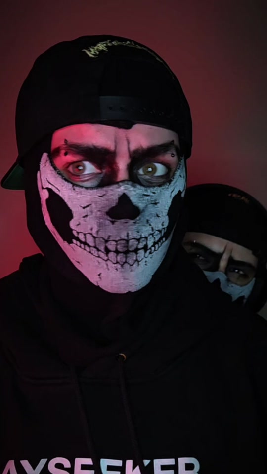 @Toxiic