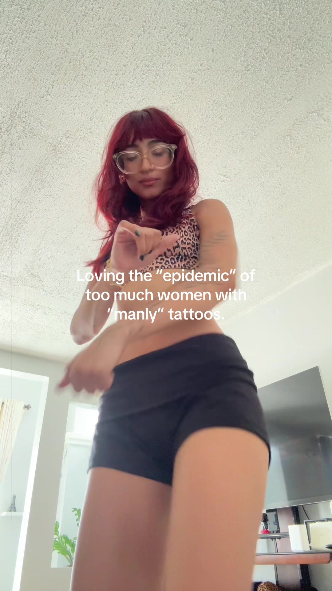 @R🧍🏽♀️