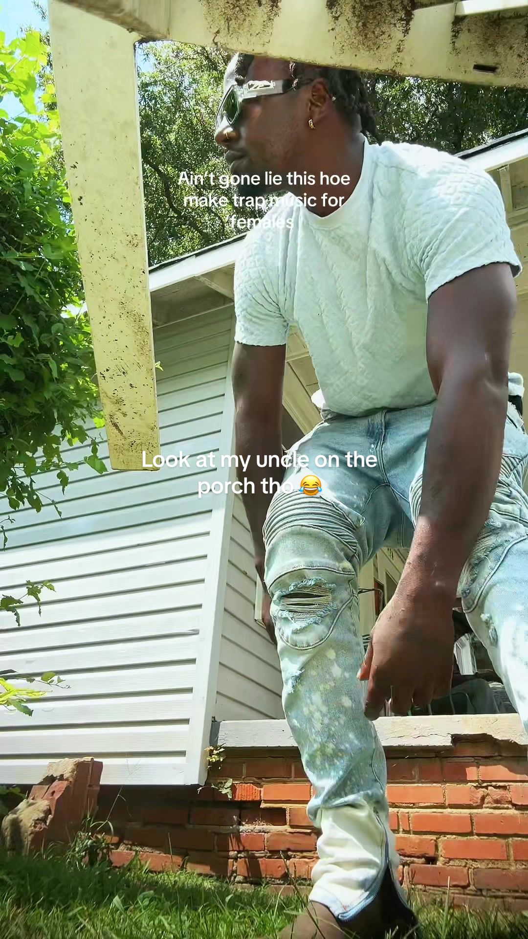 @PlayBoi23