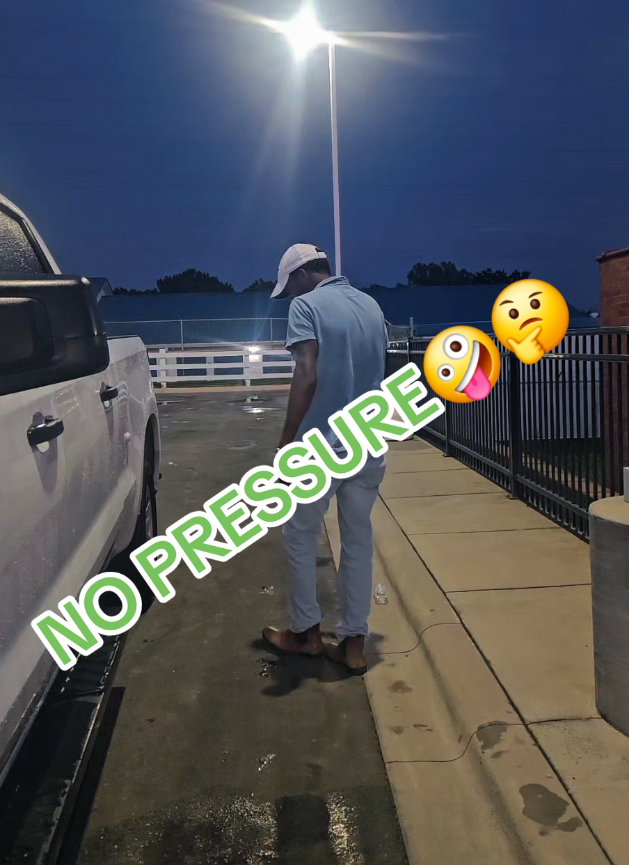 @Reesee