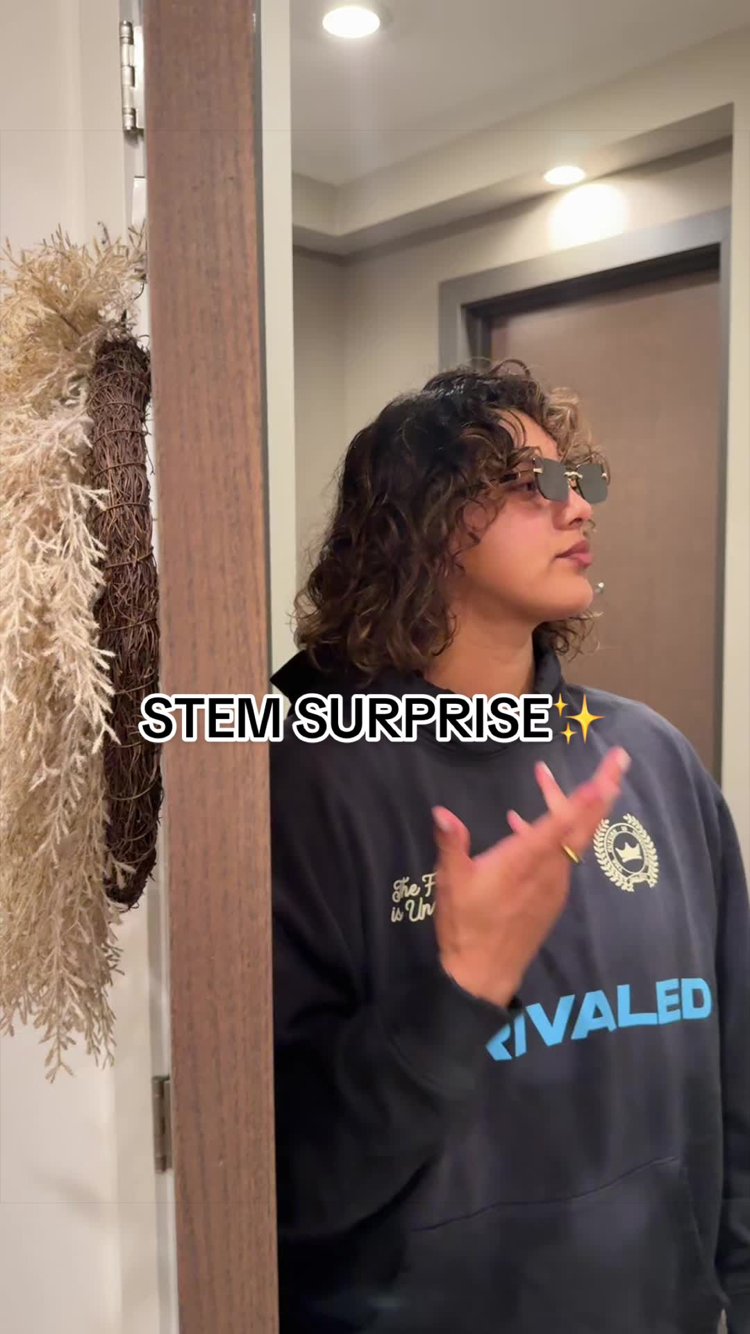 @ELENA🧡