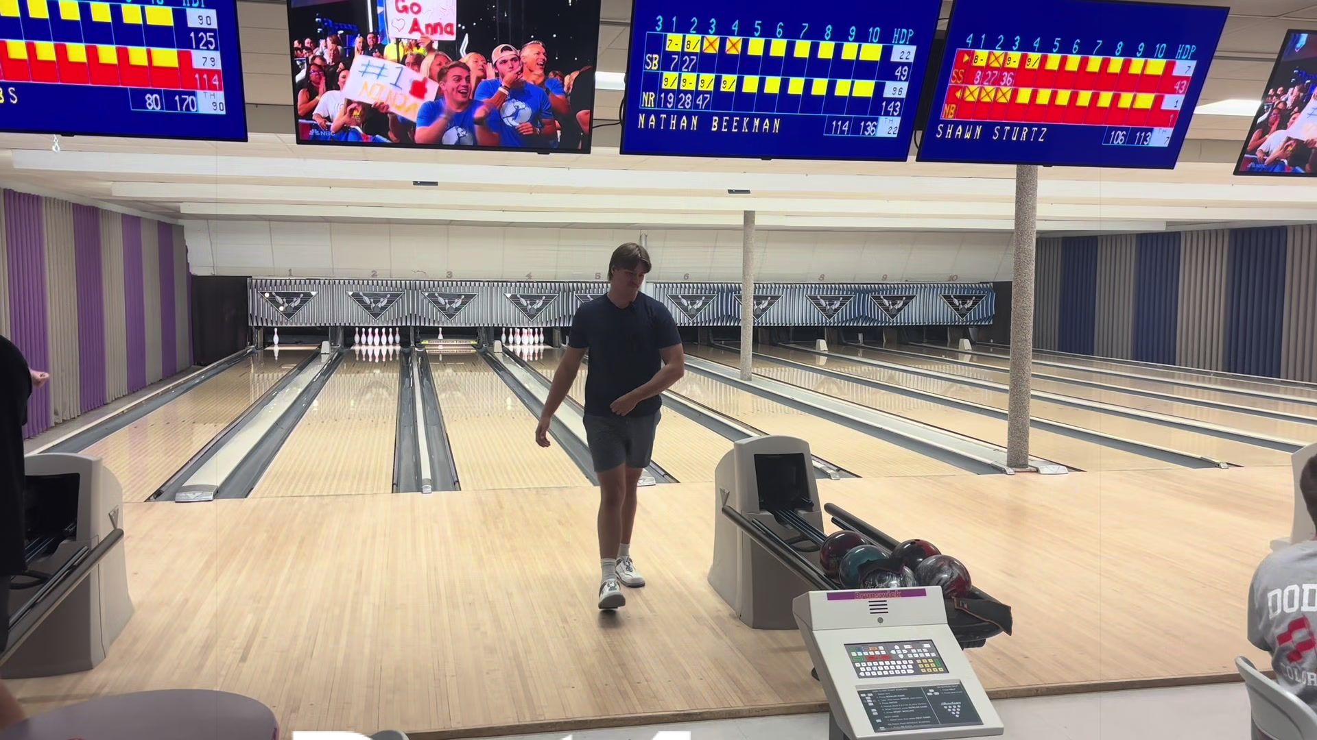 @BowlingByBeek