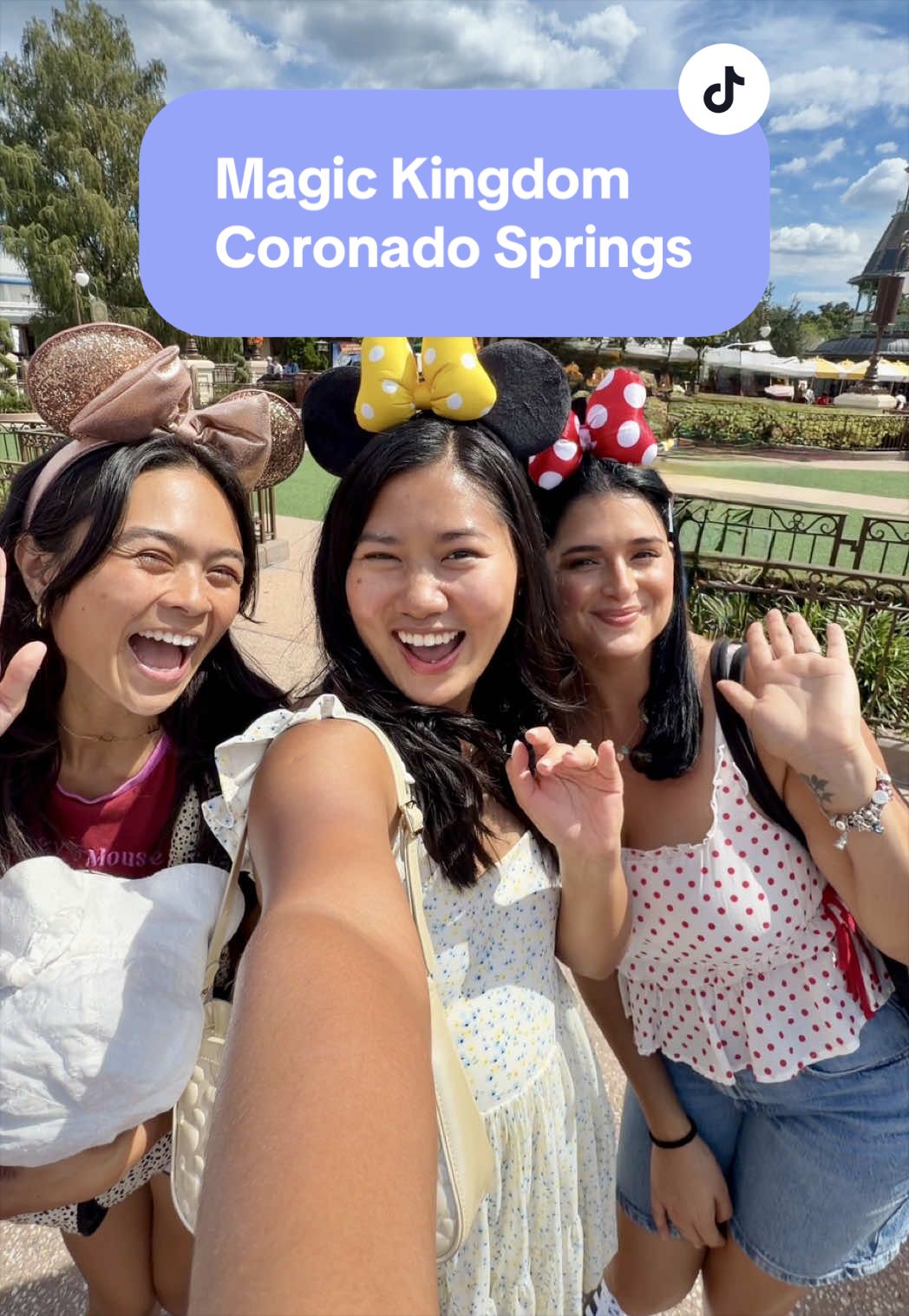 @Kristela | Disney SAHM