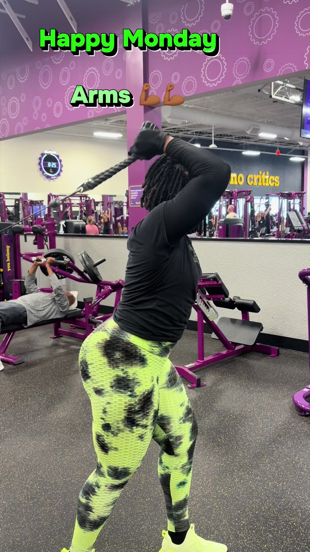@that_thick_fit. chic