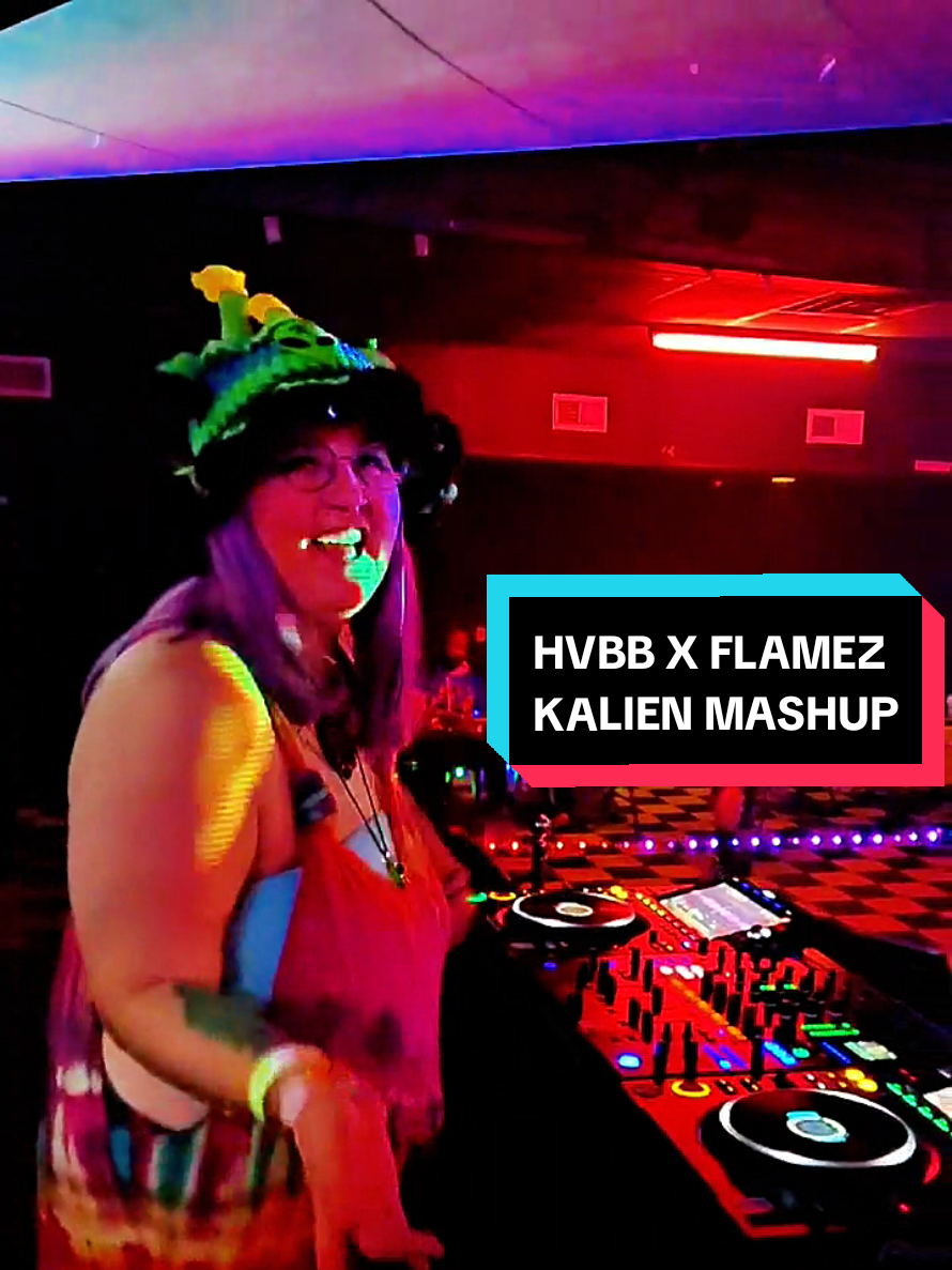 @Kalien 👽✨️