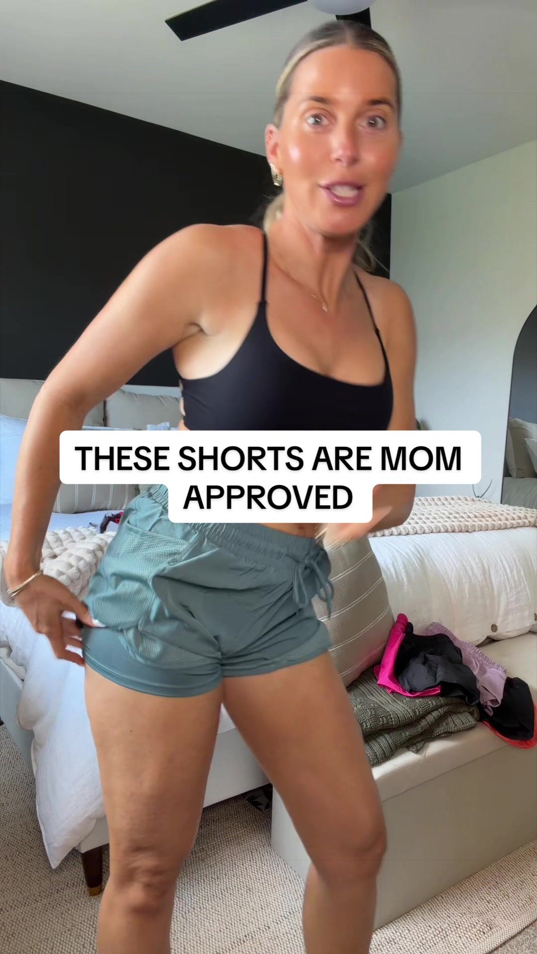 @Britni&rsquo;s Fashion Finds