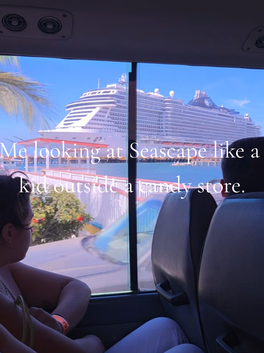 @Whit the Cruise Queen⚓️