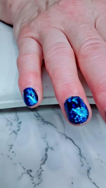 @Darzzling Nails