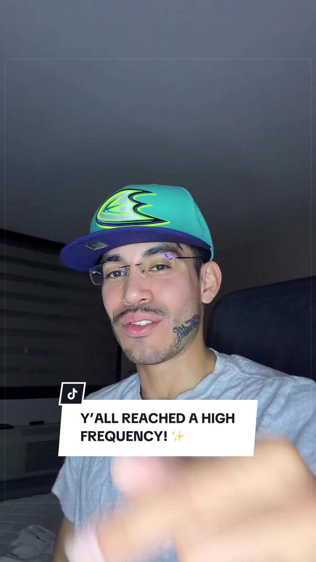 @F1ARO