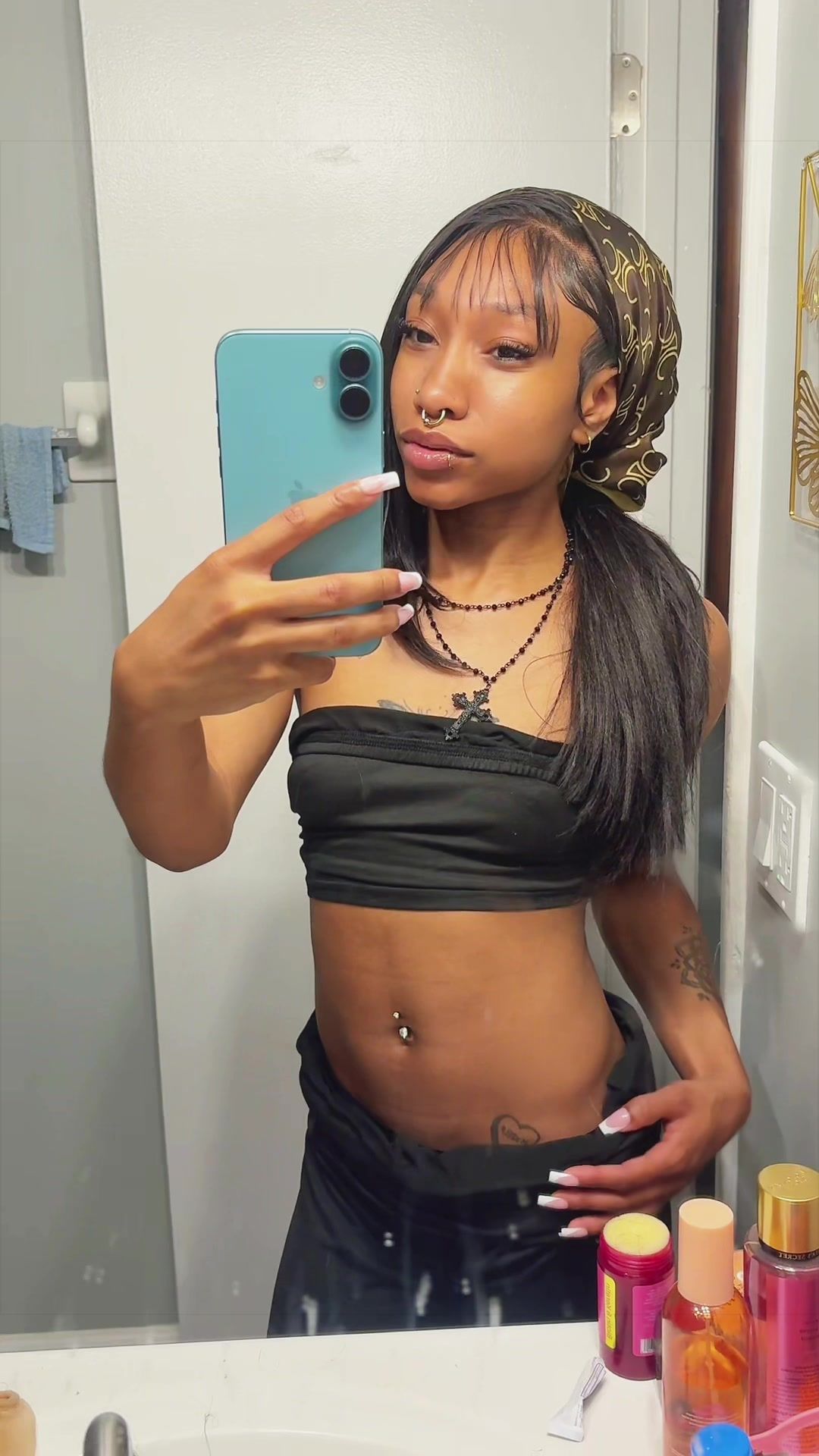 @Shyra😋😋