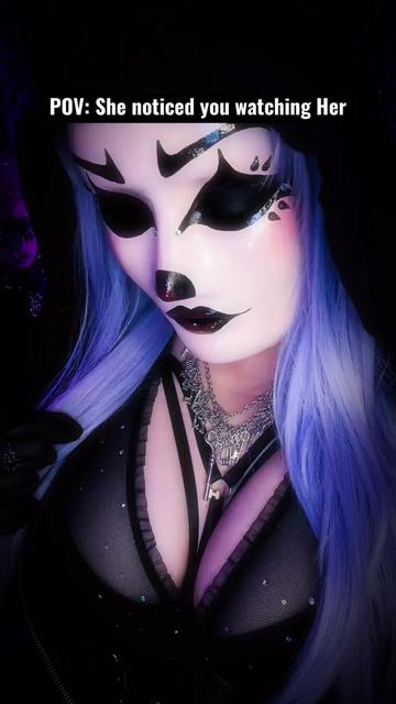 @🥀🖤 Roses & Ruin 🖤🥀