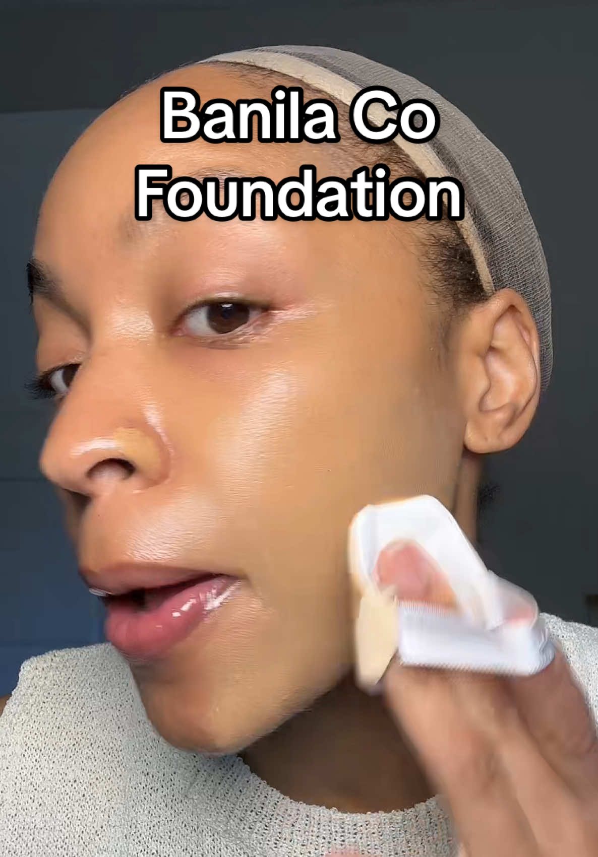 @AshMona