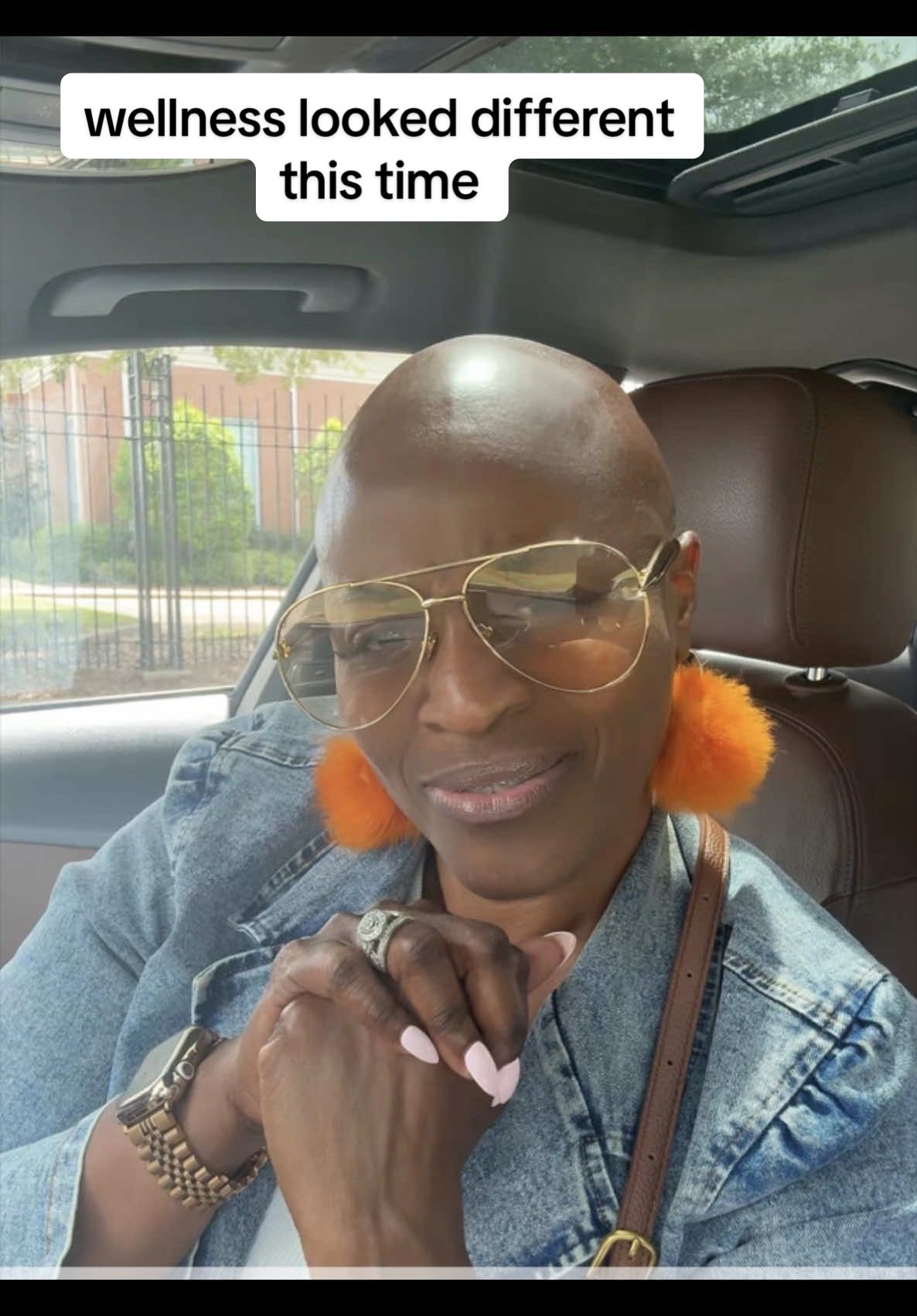@El~Monique