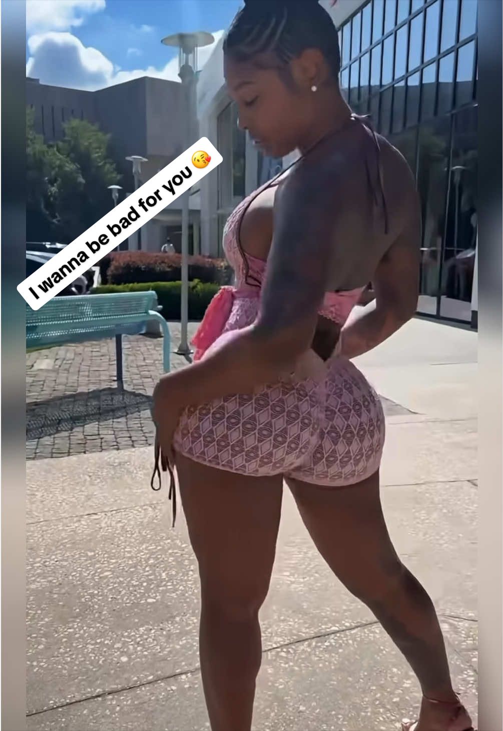@SamanthaHines33