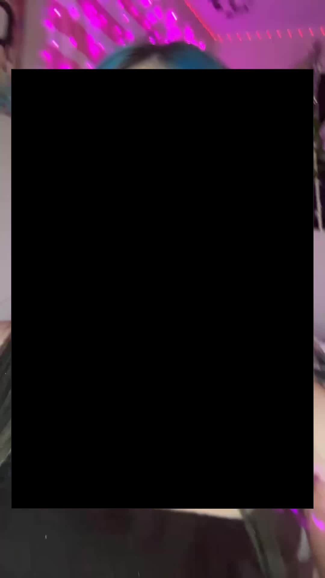 @ᥫ᭡.