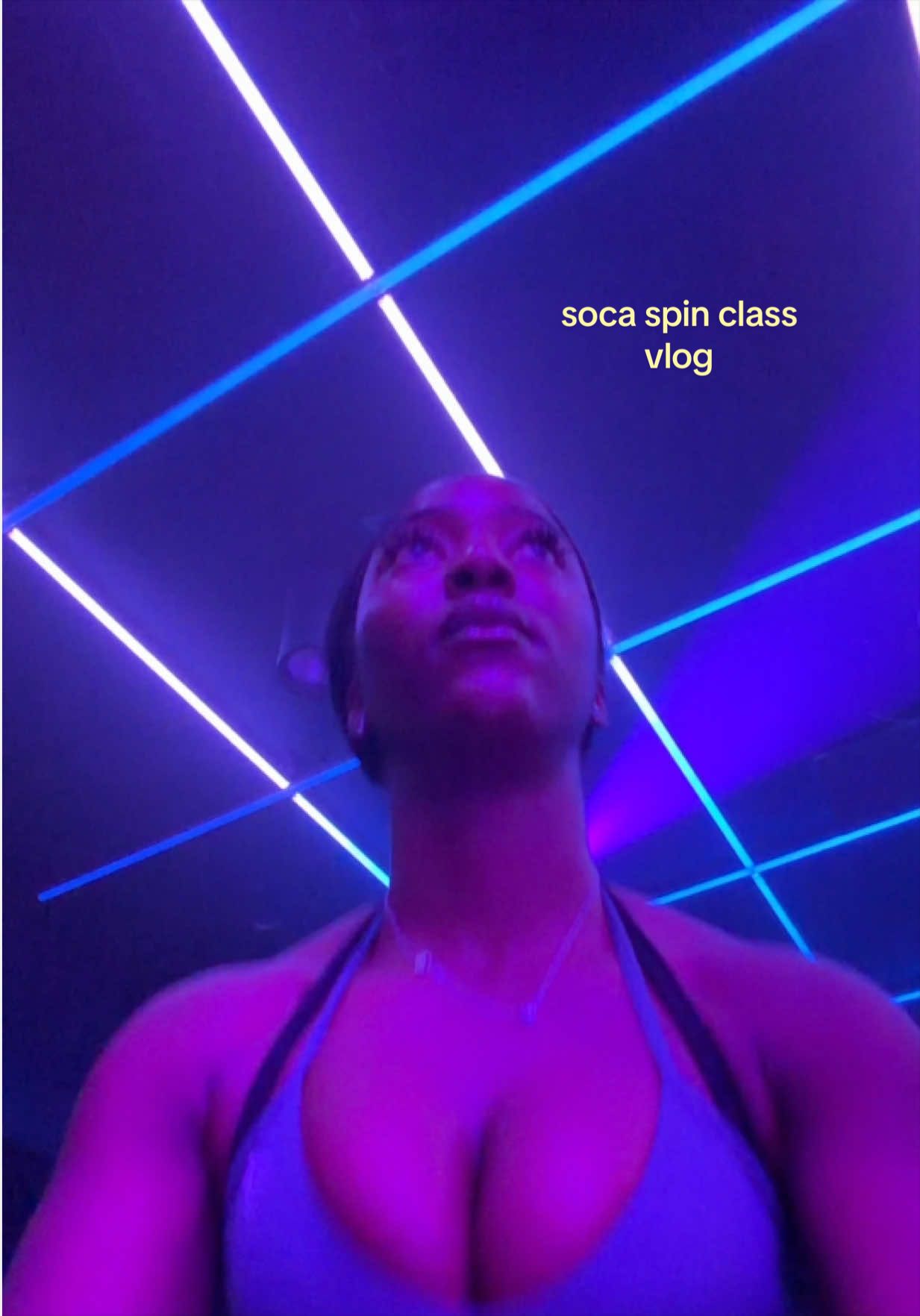 @mo