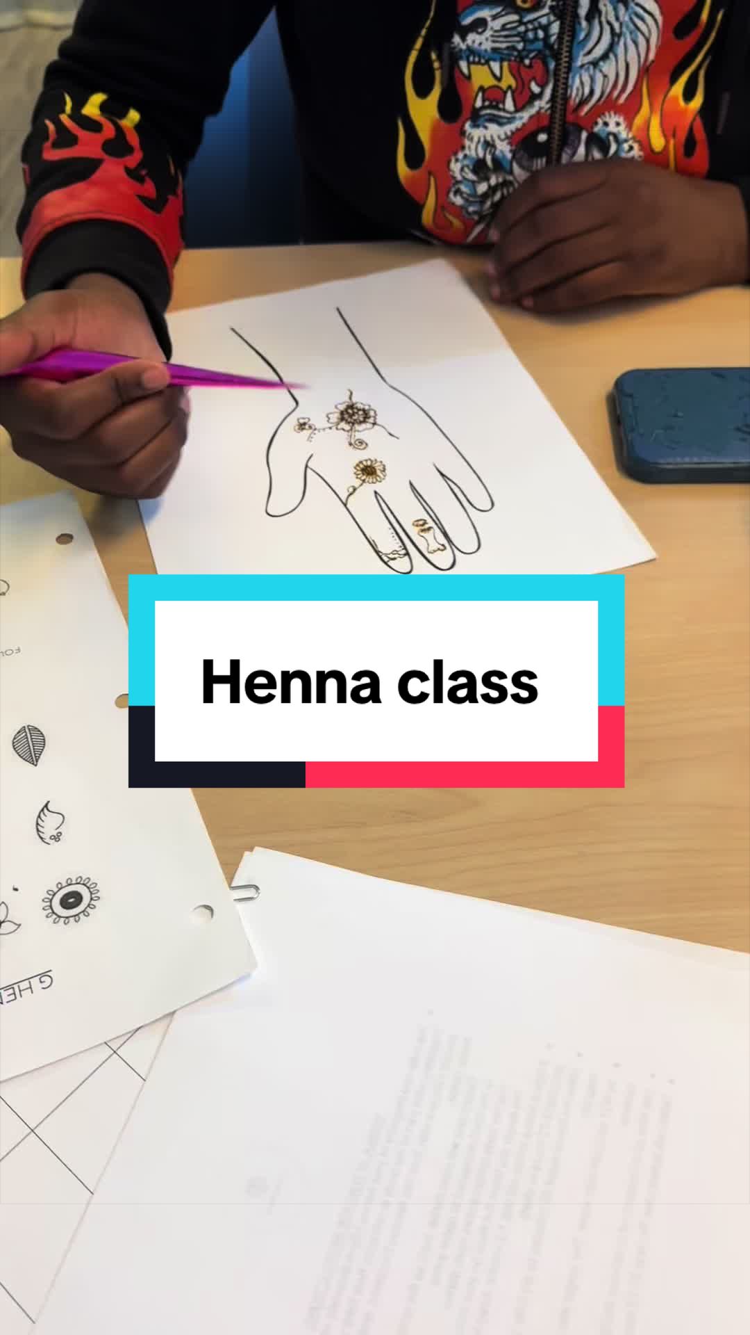 @ghennadesign