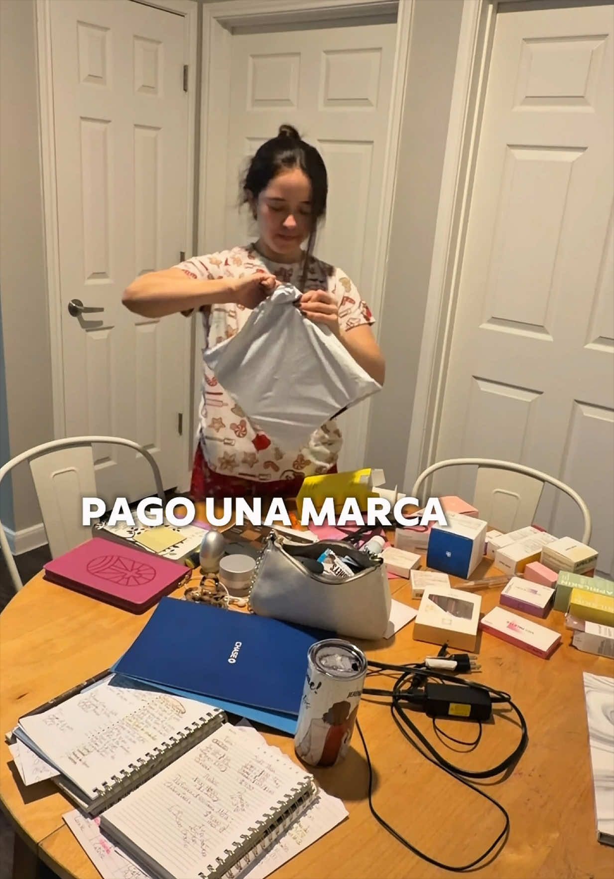 @ARIANA SANTOS