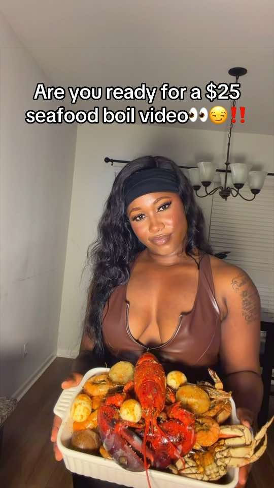 @HeyItsMeka
