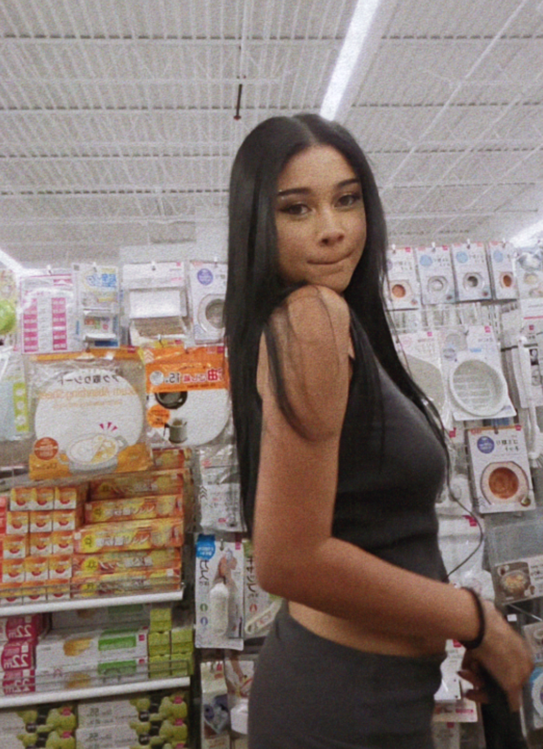 @viewtyra