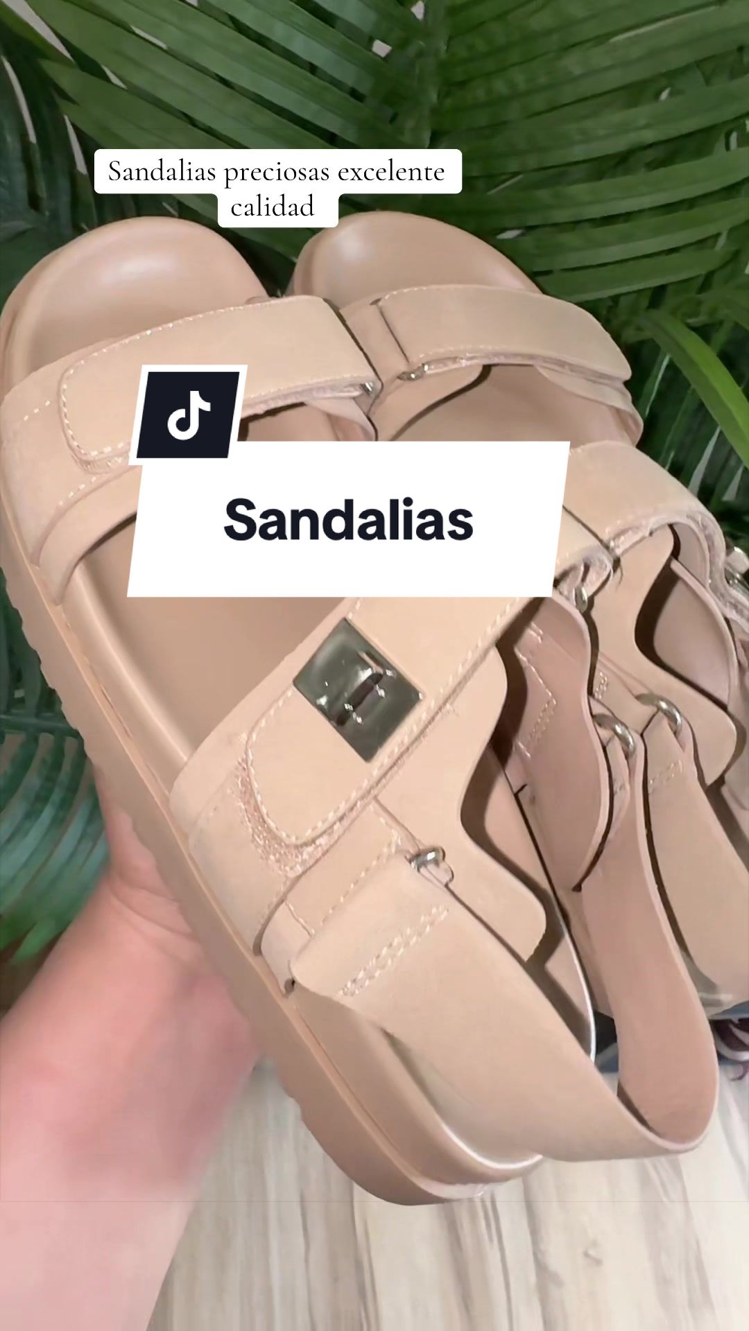 @𝓐𝓫𝓫𝔂 𝓶𝓸𝓻𝓪𝓭𝓮𝓵👗🛍️