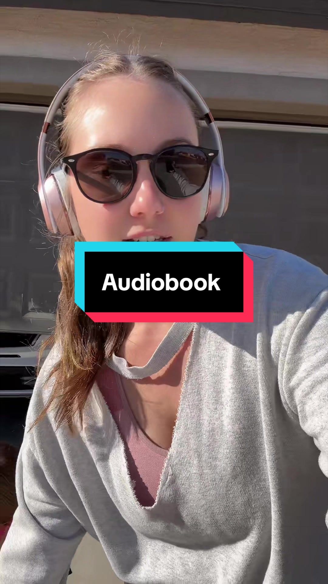 @Ashleigh | Booktok 📖🦋✨