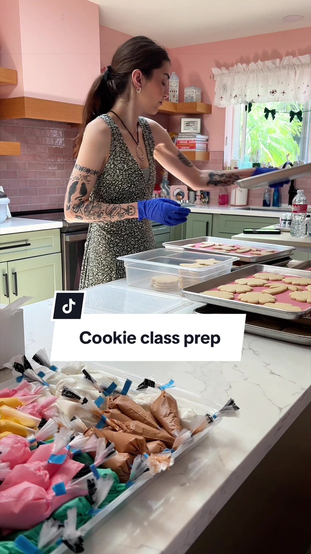 @Mik Nuzzi 🍪 Mik & Cookies