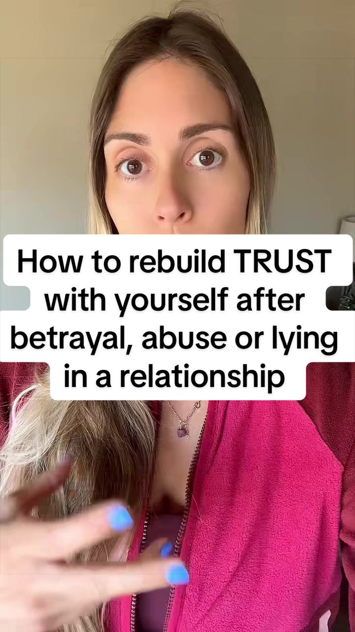 @Erica&ensp;|&ensp;Relationship Coach IFS