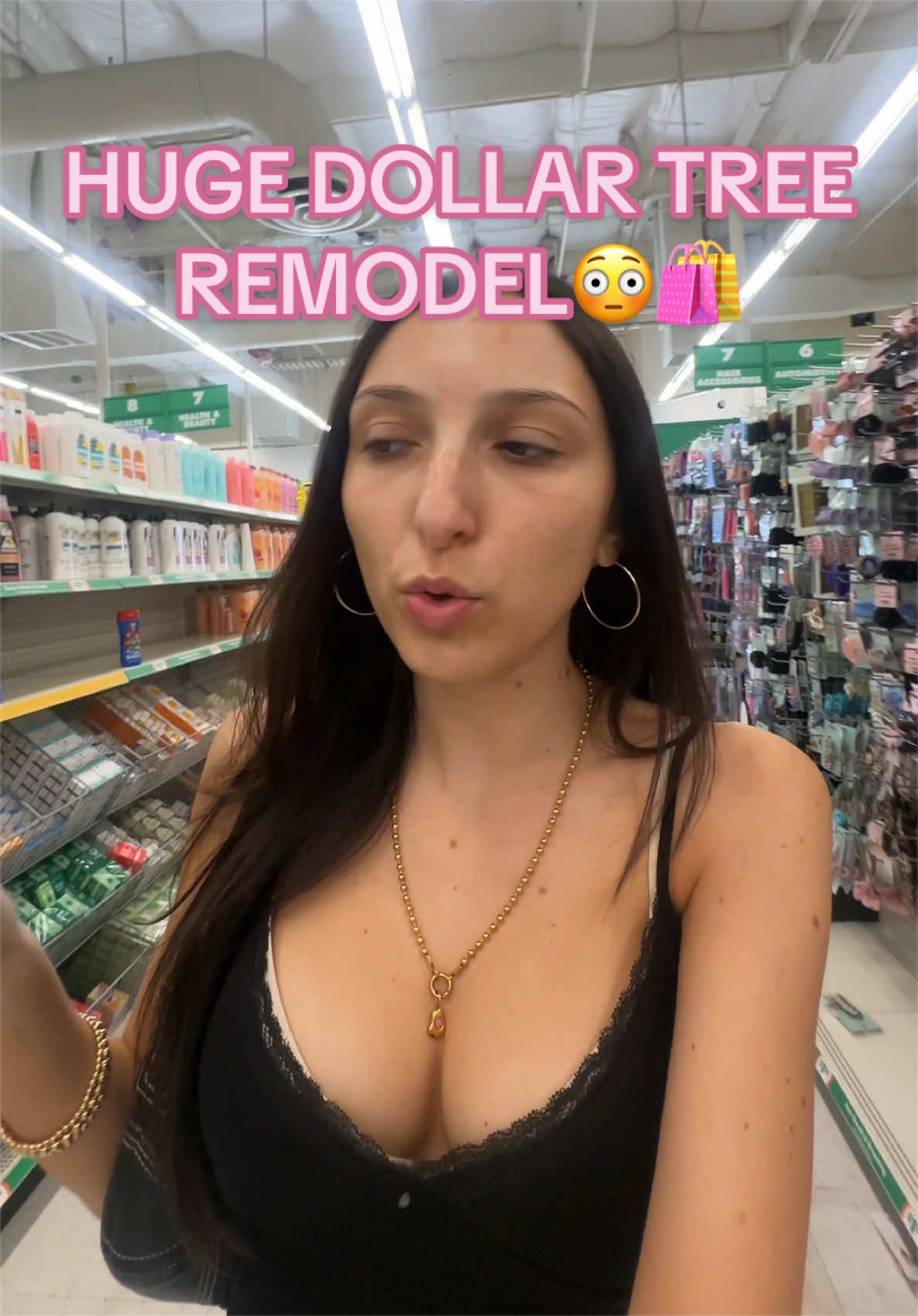 @ItsAlexisSimone