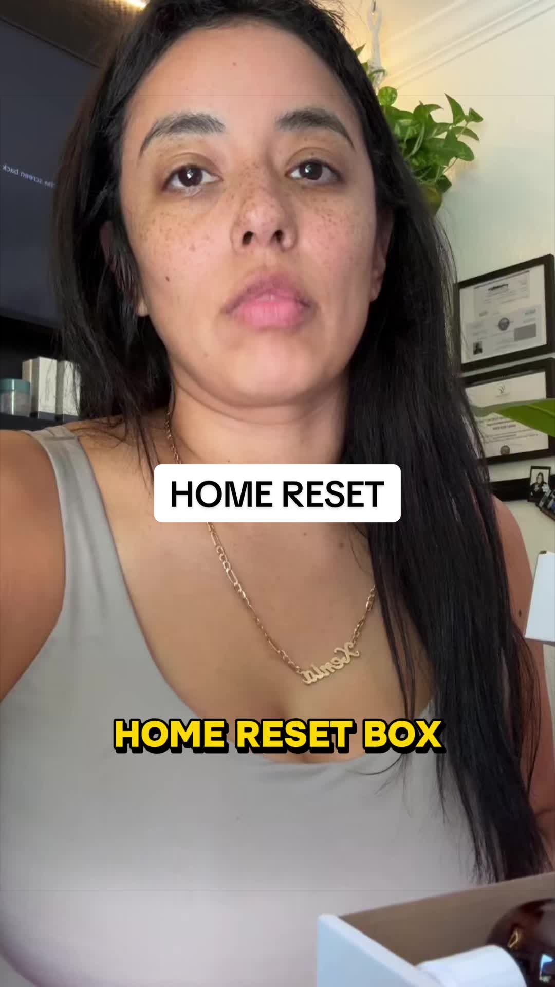 @Xenia Maritza | Trichologist